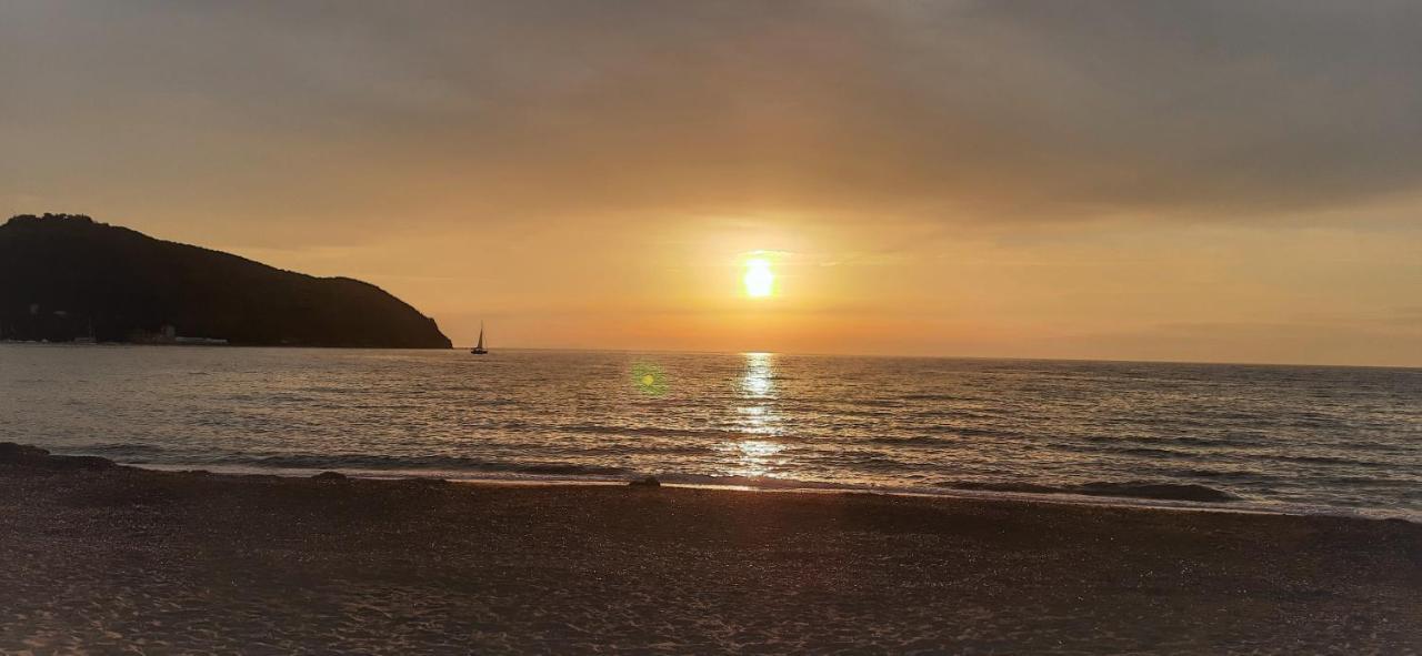 Appartamento Claudi A San Vincenzo Dış mekan fotoğraf